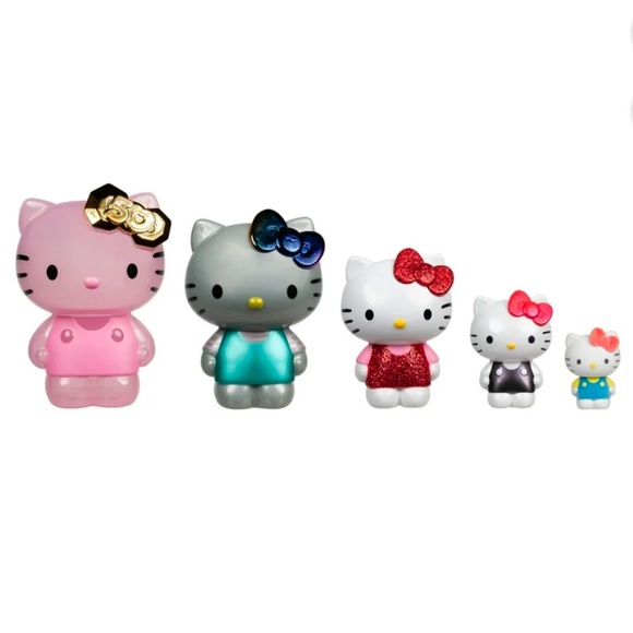 Hello Kitty 50th Anniversary Nesting Figures 💘🎁 - Picture 3 of 8